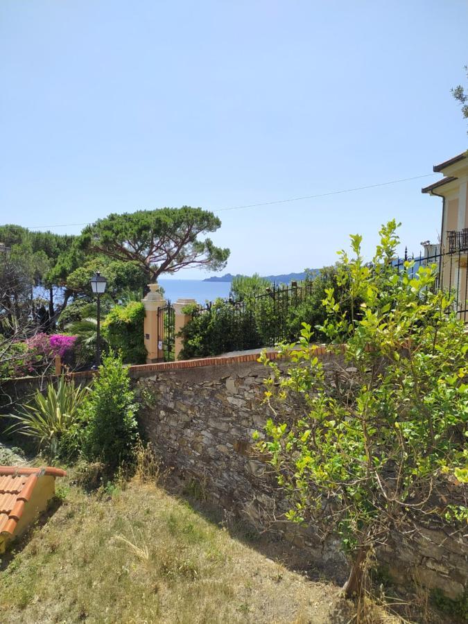 Vacanze Al Mare - Holiday At The Seaside Zoagli Bagian luar foto